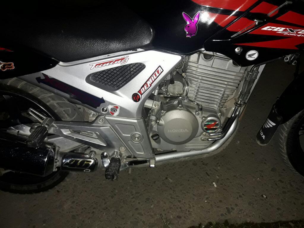 Vendo Moto Twister 250 .todos Los Papel