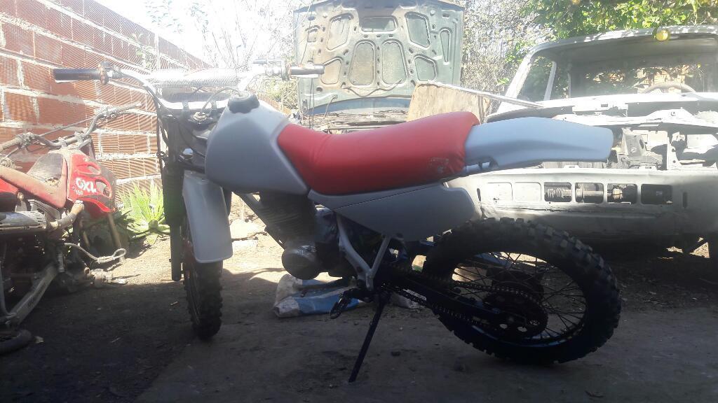 Vendo Xr 100 Honda Modelo 97