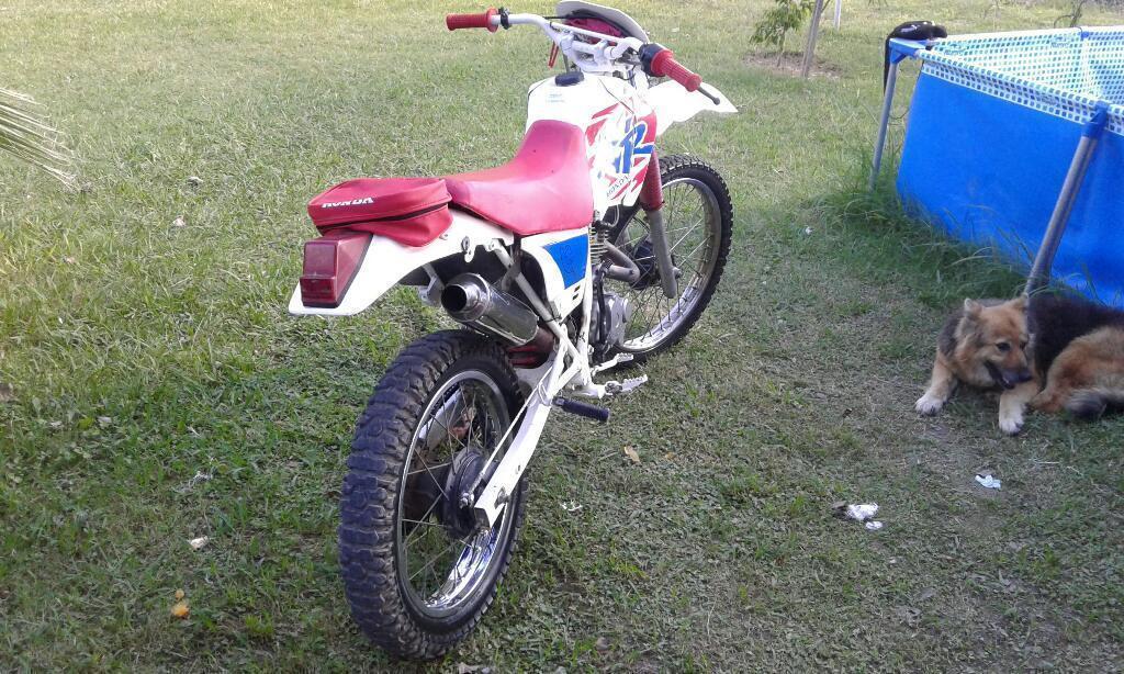 Vendo O Permuto por Ybr O Cg