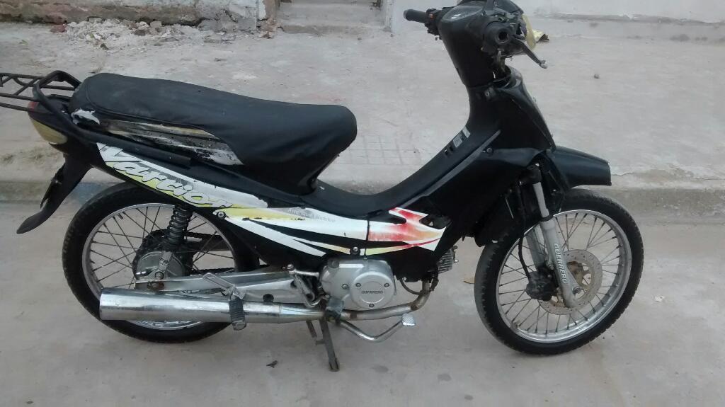 Vendo Moto 110.anda D 10. Todos Los Pape