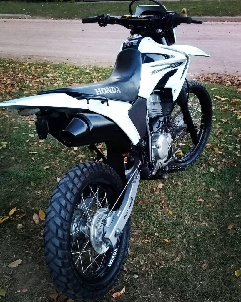 Vendo honda tornado 250