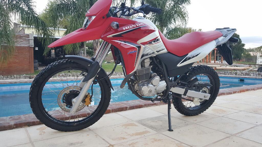 Vendo Xre 300 Prácticamente Nueva