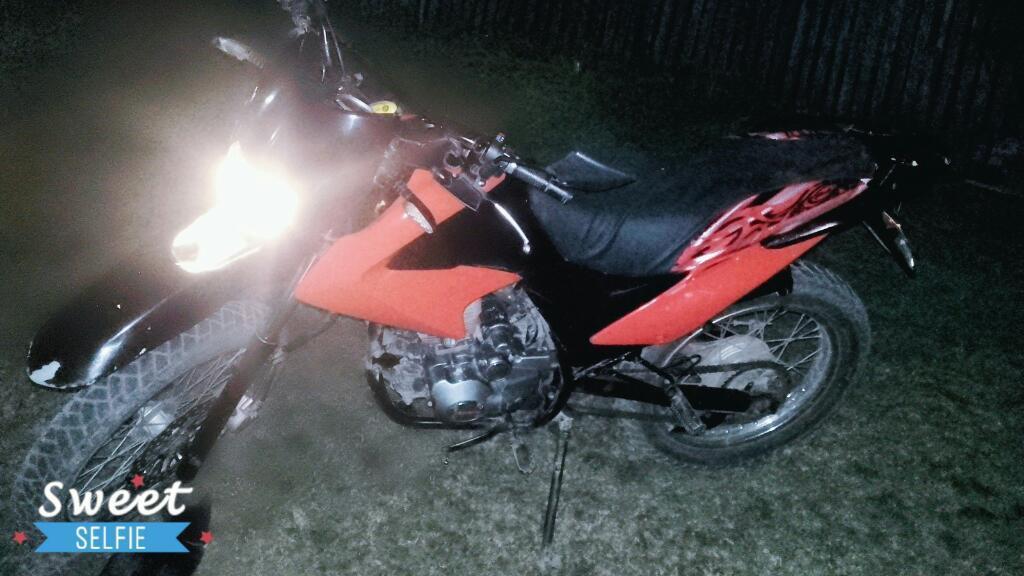 Vendo Zanella Zr 200 Modelo 2012 Única D