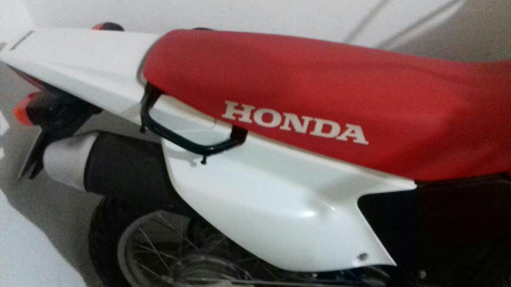 Honda Tornado 250 Flama!!