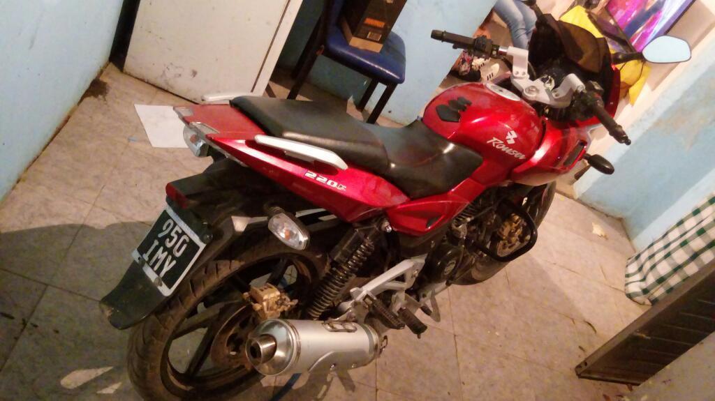 Rouser 220f Impecable Todos Los Papeles