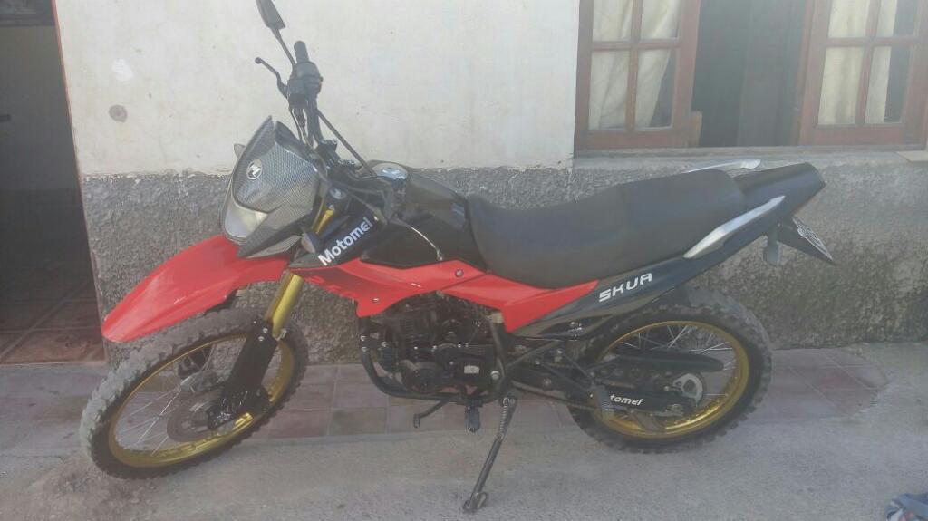 Motomel Skua 250 Full