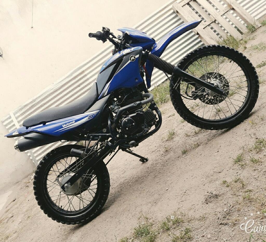 Motomel Skua 200