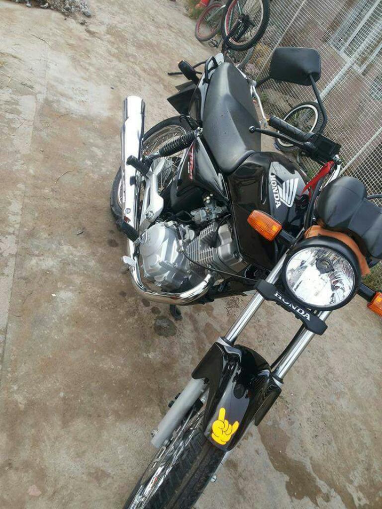 Vendo Cg Titan Al Dia Titular Md 2013