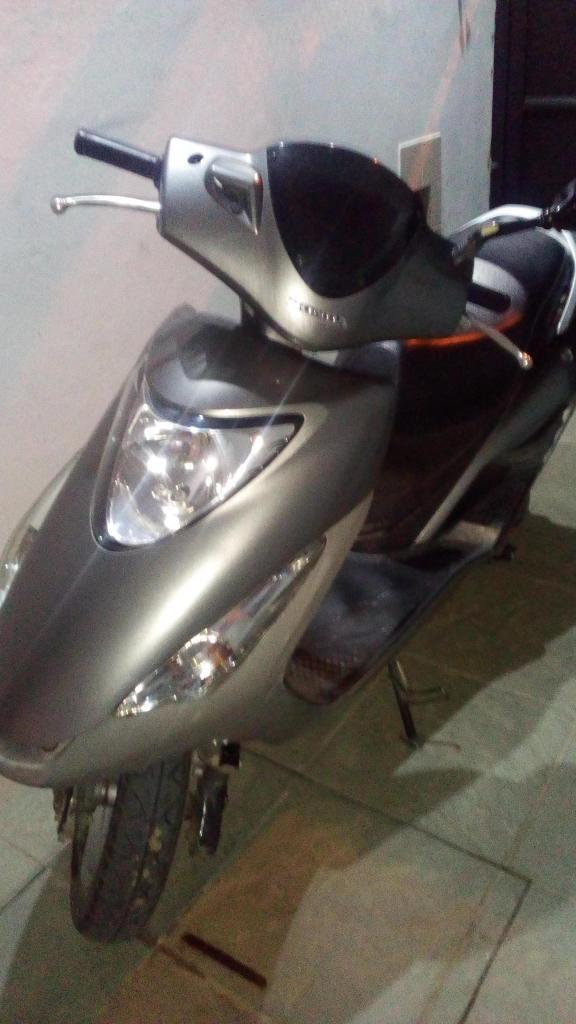 Moto Honda elite 125 cc