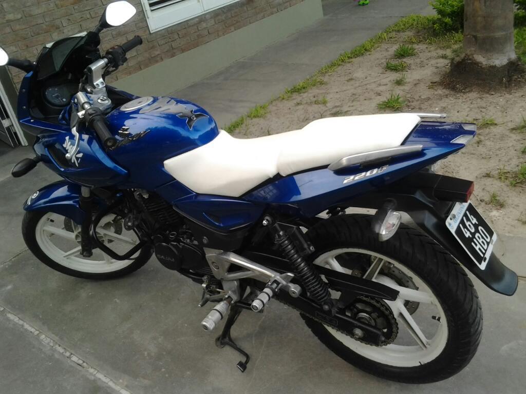 Vendo Rouser Bajab 220f Mod 2011