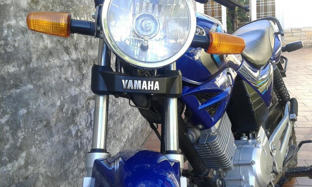 Yamaha 2012 Impecable  Centro