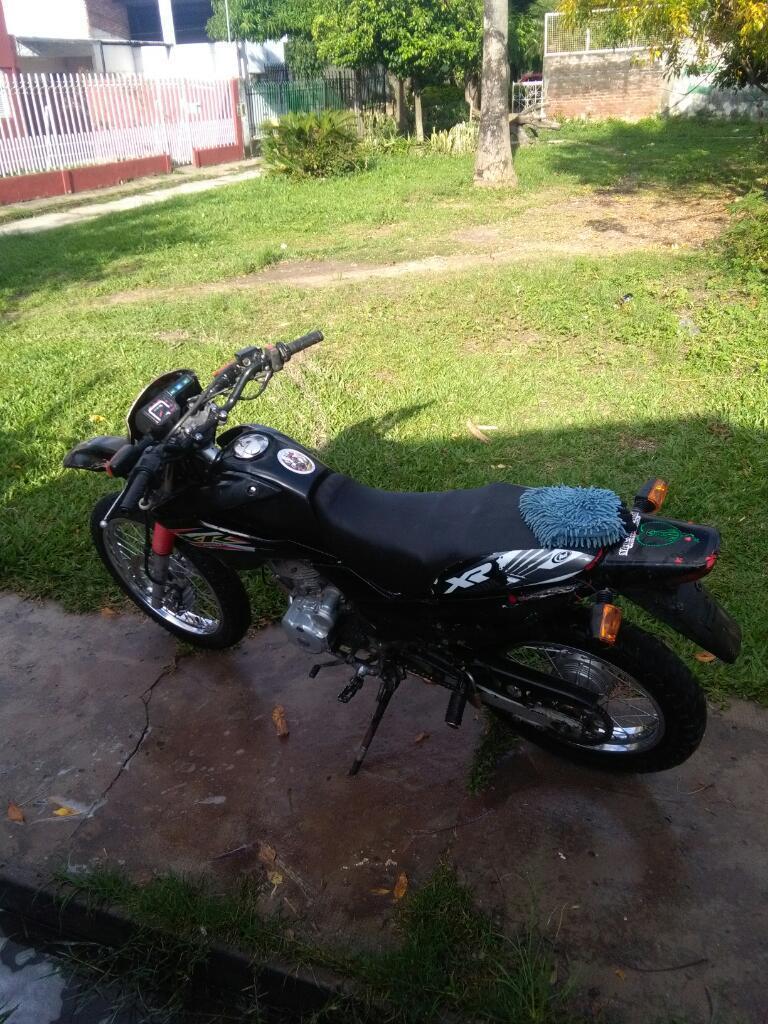 Vendo O Permuto Xr 2011