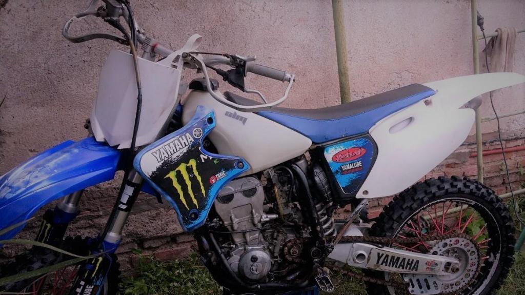 VENDO YAMAHA YZF 400