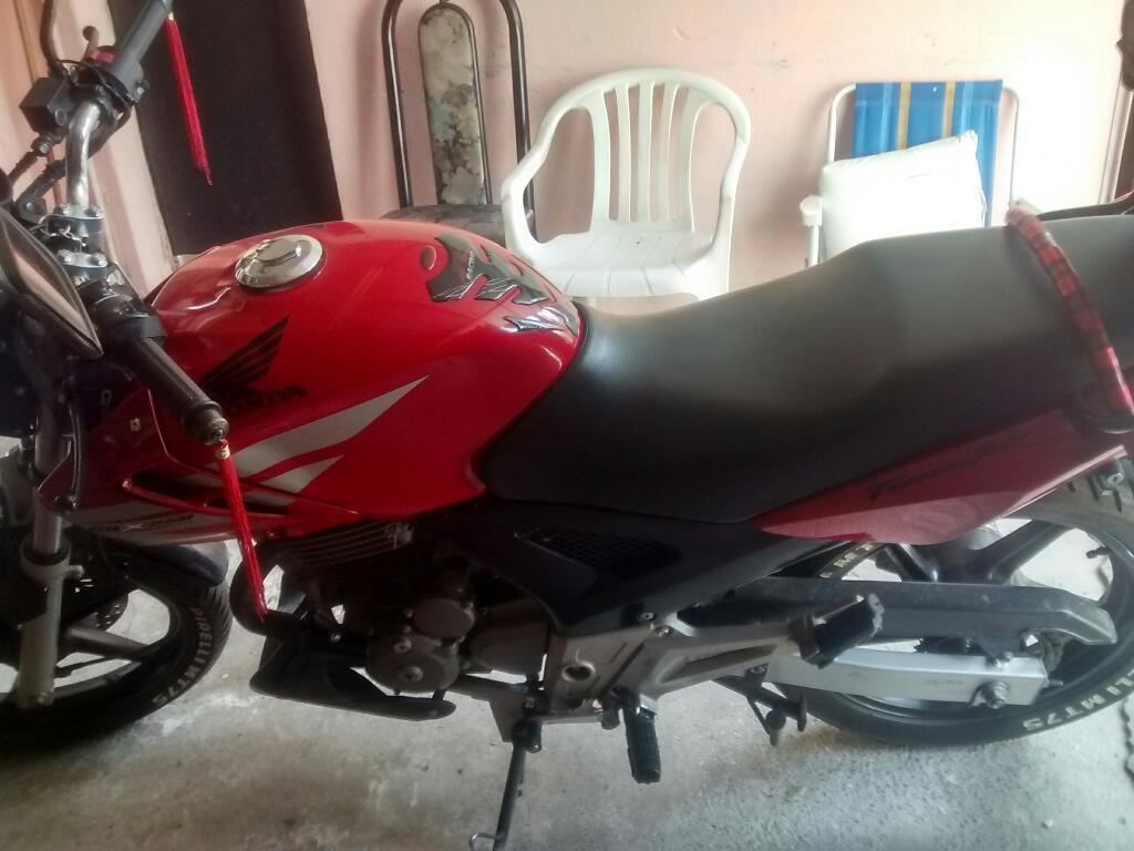 Se Va Honda Twister