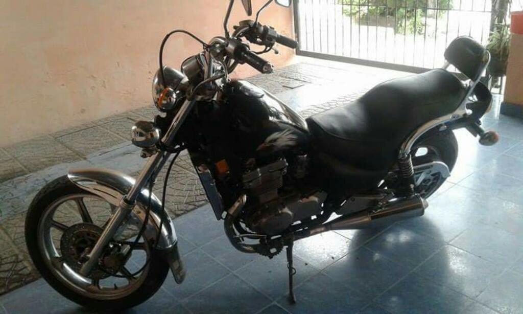 Vendo Kawasaki Vulcan 500 Mod 94