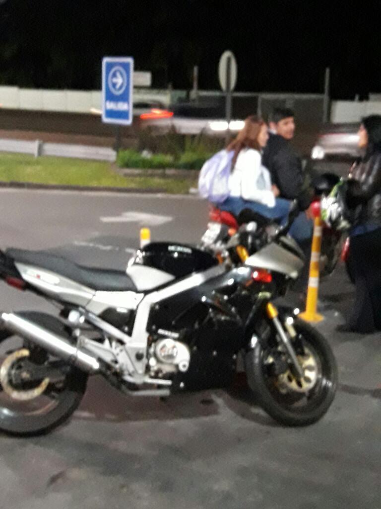 Vendo Mondial 200 2010 25.000