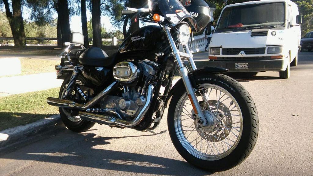 Harley Davidson Sportster 883