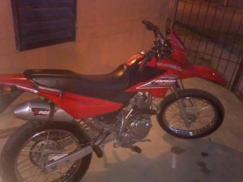 Vendo Honda Bros 125 Modelo 2007