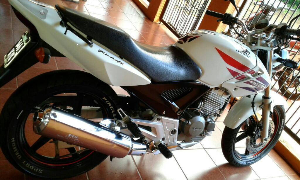 Vendo Twister Impecable