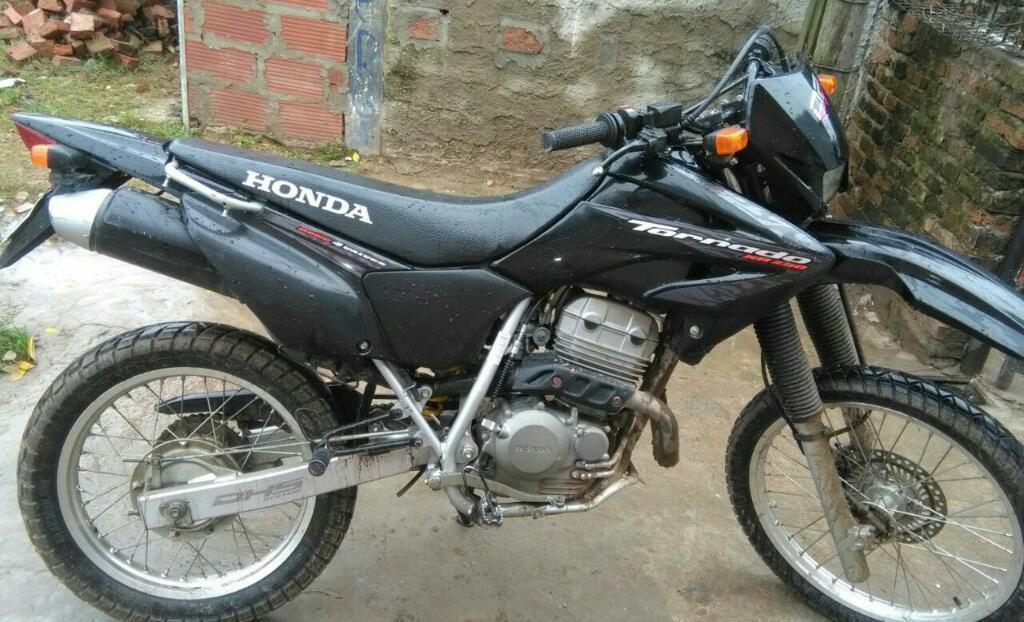 Honda Tornado Impecable