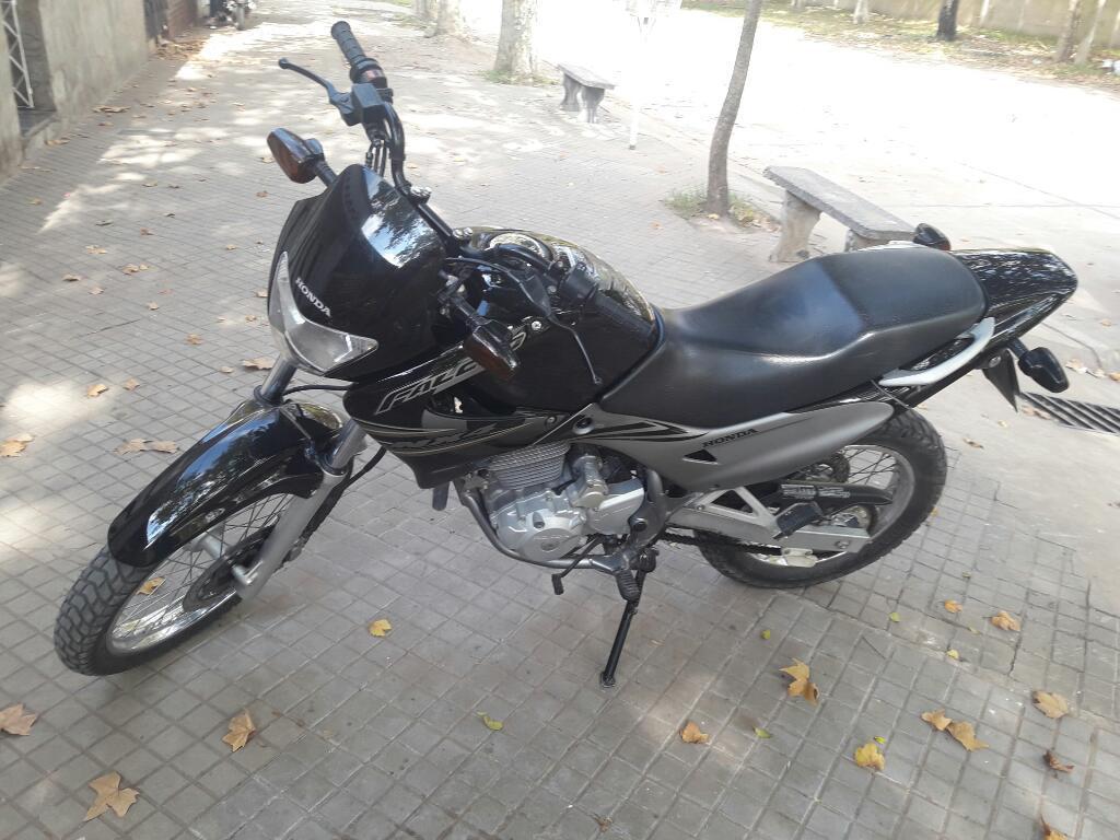 Vendo O Permuto Honda Falcon 2013