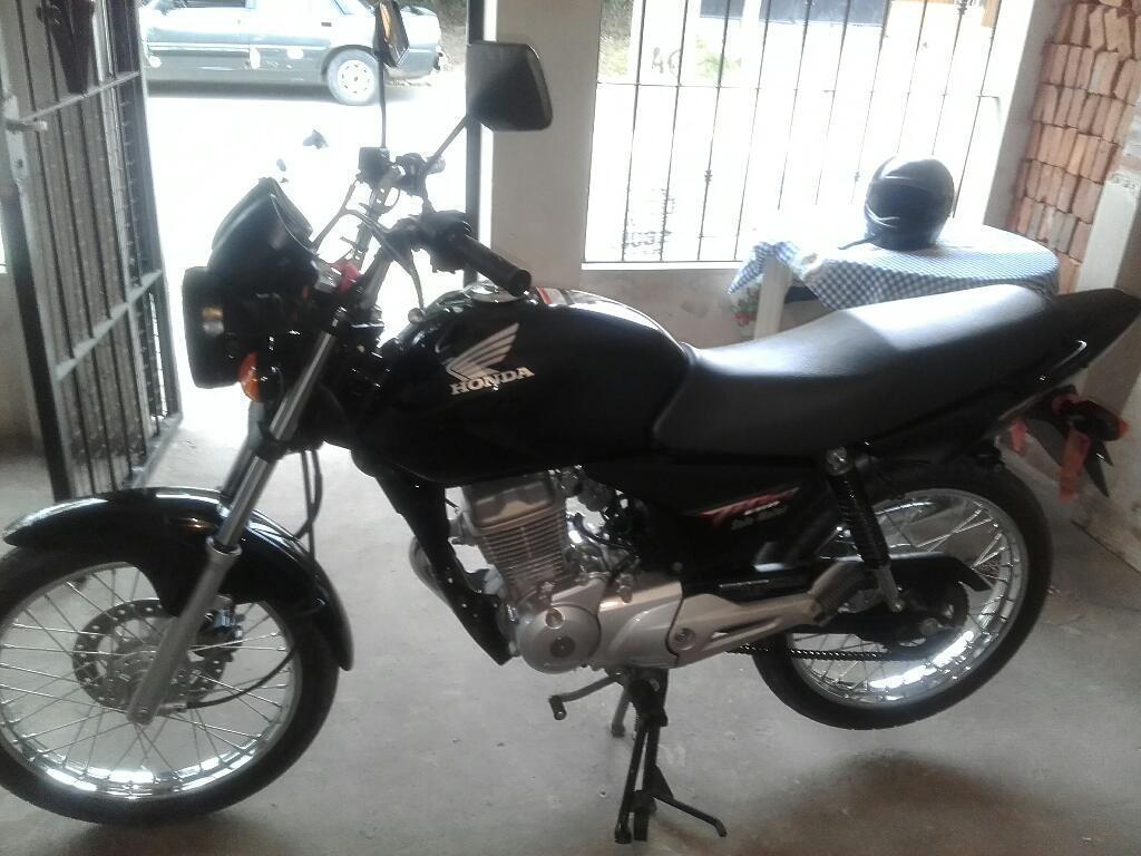 Vendo Cg Titan 2013 con Casi 11.000 Km