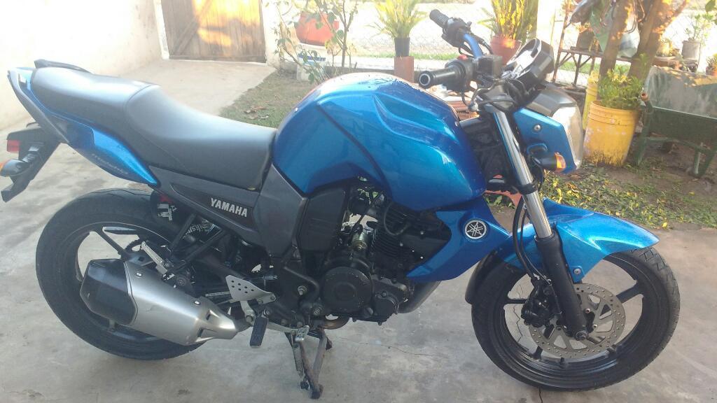 Vendo O Permuto Yamaha Fz
