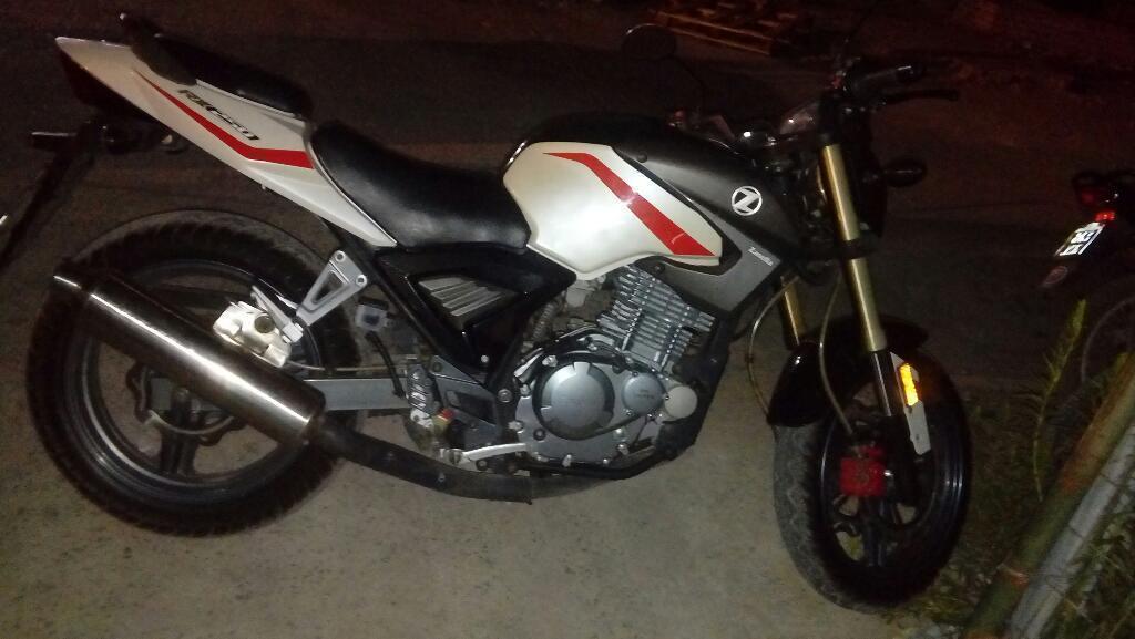 Vendo Rx 250cc Casi Ok. Modelo 2014 con 2050km