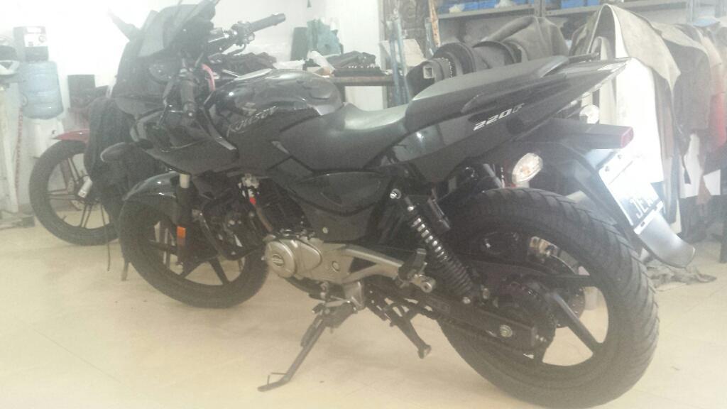 Rouser 220f Titular
