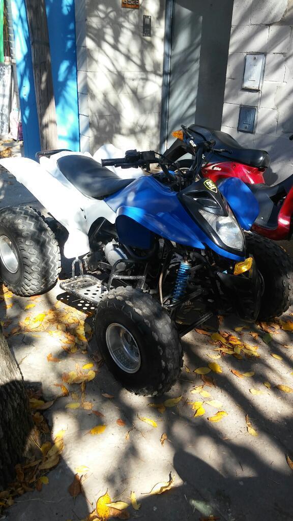 Vendo O Permuto .moto Y Cuatri..200