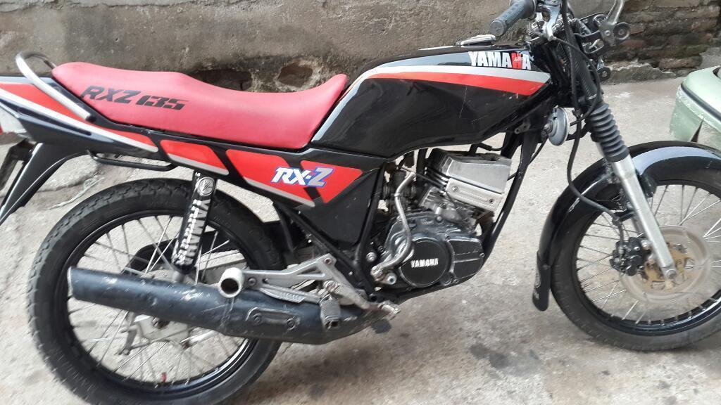 Vendo O Permuto Yamaha 135