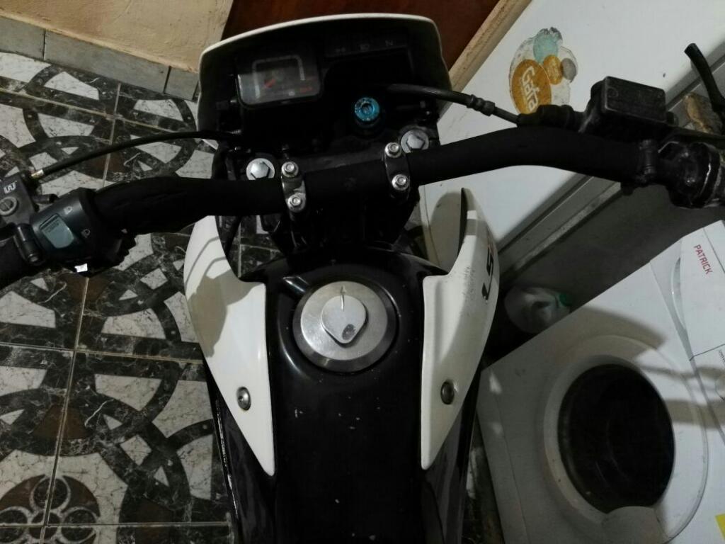 Motomel Skua 150