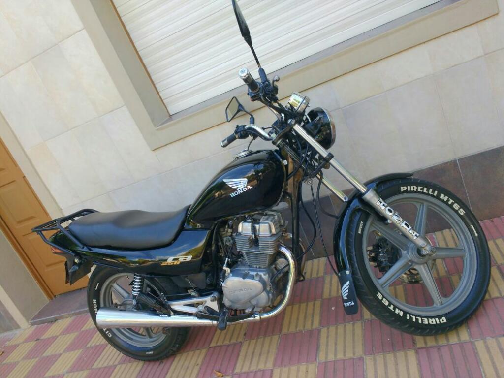 Vendo Honda Cb 250 Impecable Modelo 99