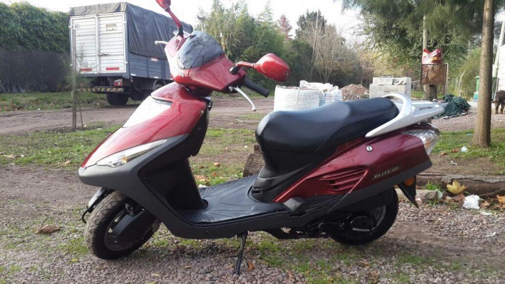 Honda elite 125 liqudo ya