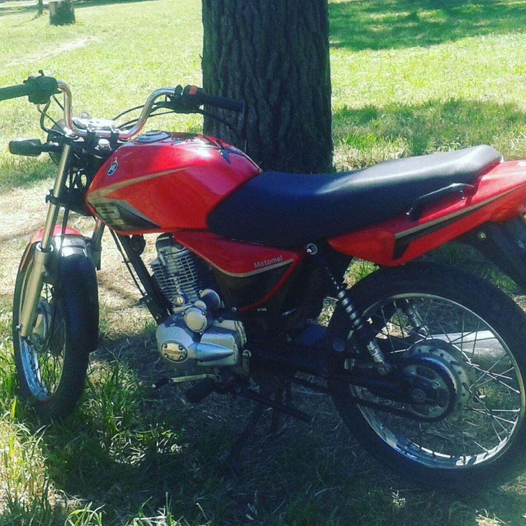 Motomel 150 cc año 2015 impecable poco uso y km