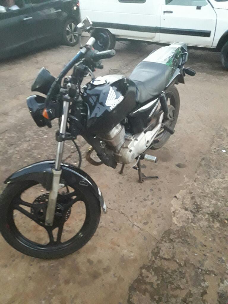 Vendo O Permuto Titan 150