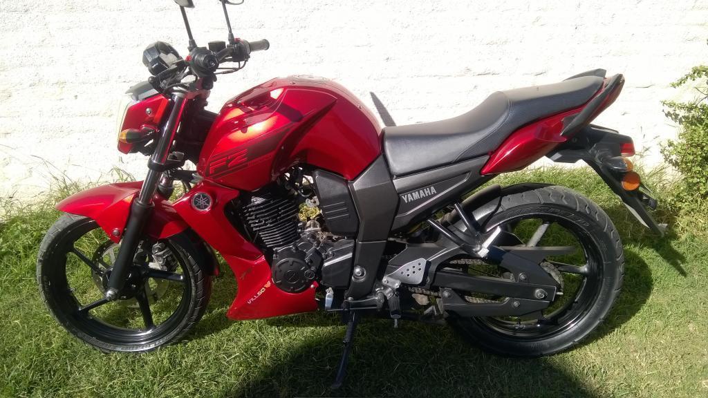 vendo yamaha 16 mod. 2014