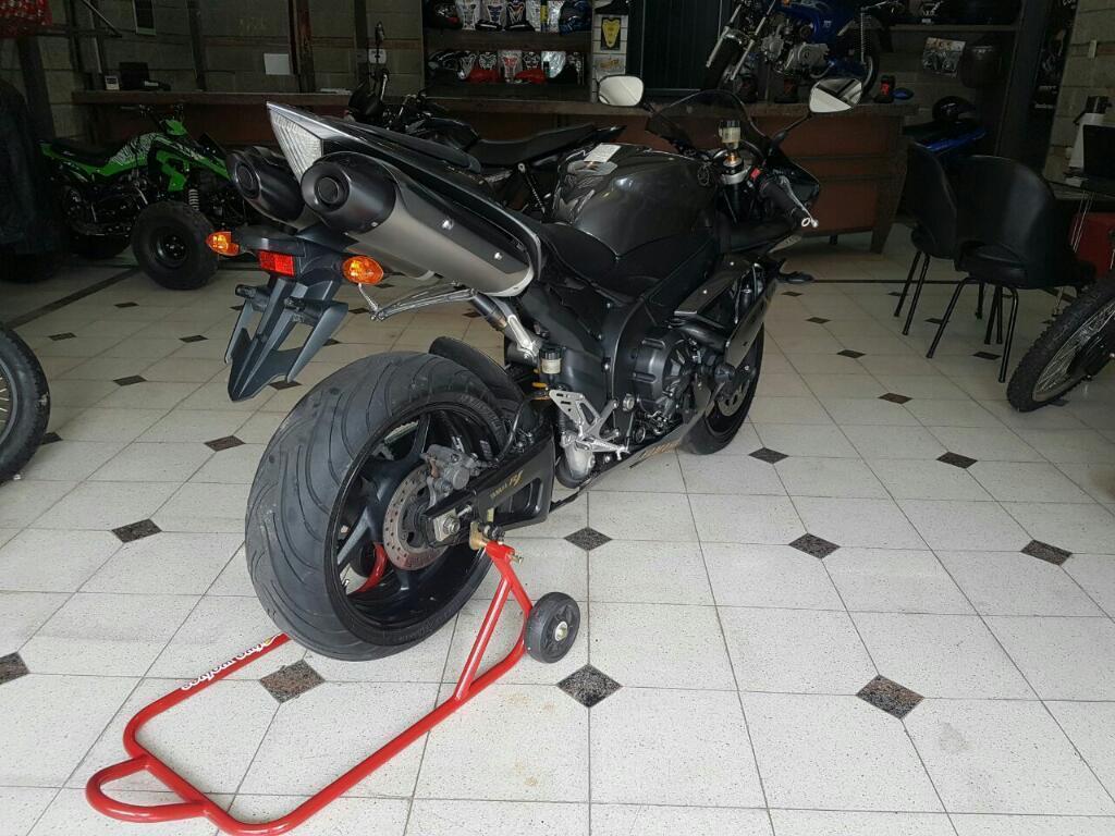 Yamaha R1 Mod 2008 Espectacular