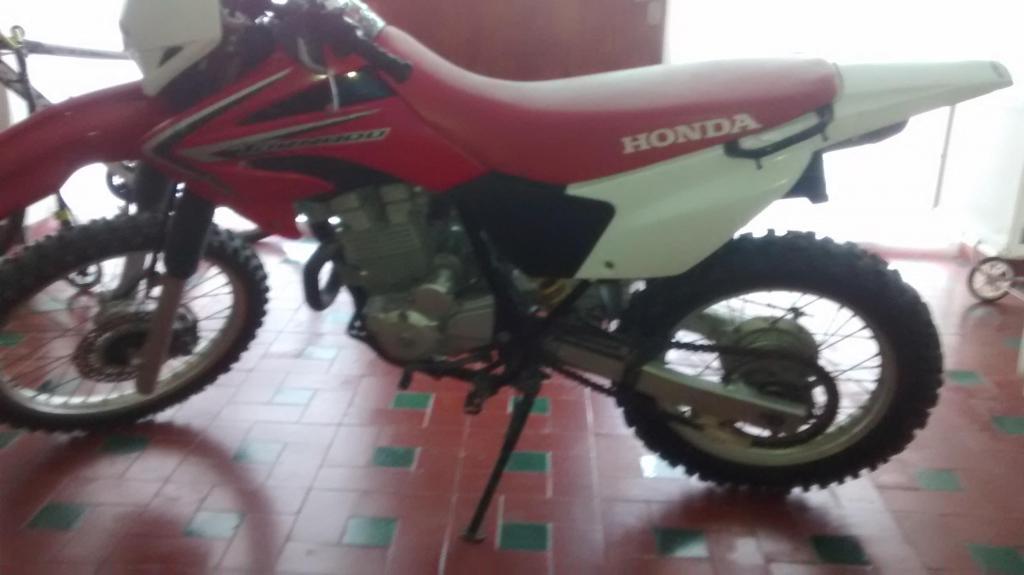 HONDA TORNADO XR250 VENDO O PERMUTO