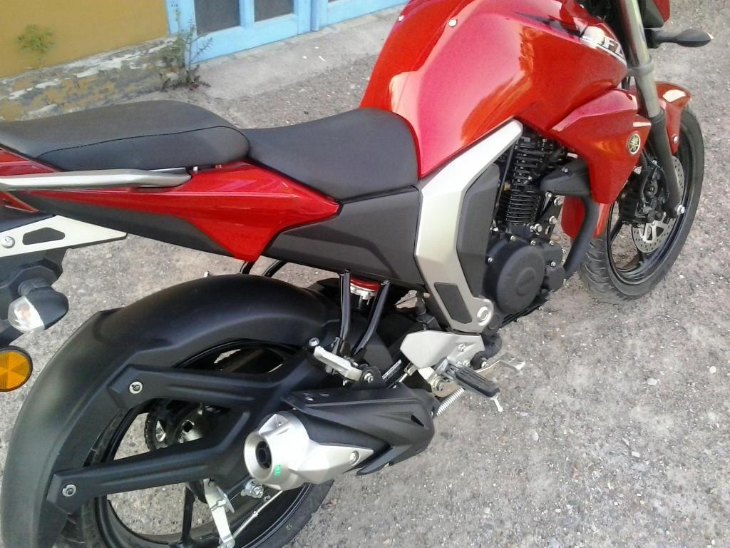 UNICO DUEÑO IGUAL A OKM VENDO YAMAHA FZ F12.0 INYECCION TITULAR