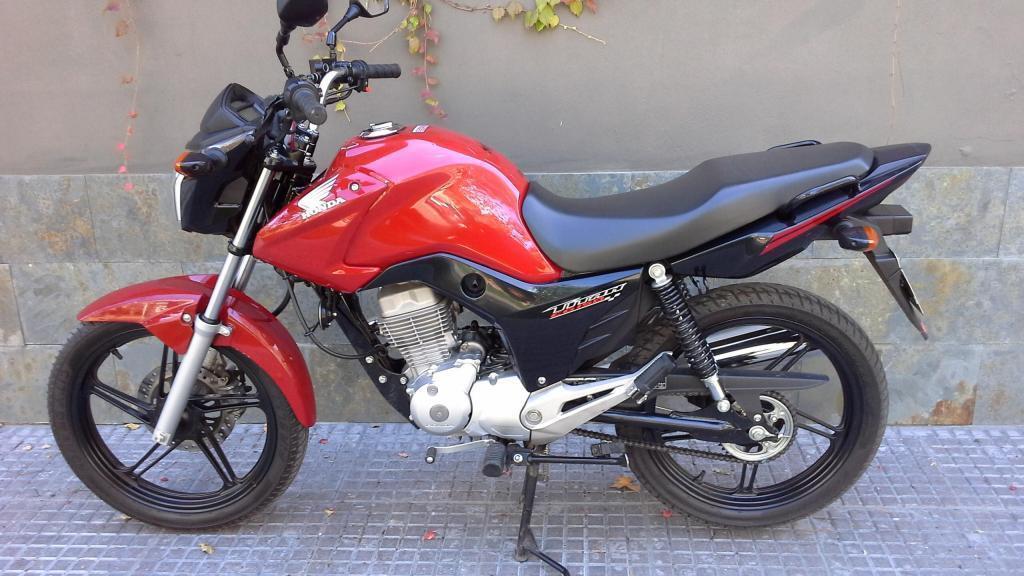HONDA CG 150 NEW 2015 IMPECABLE 34000 $ TODO PARA TRANSFERIR MANUALES Y LLAVES ORIGINALES TOMO PERMUTA 1568892430