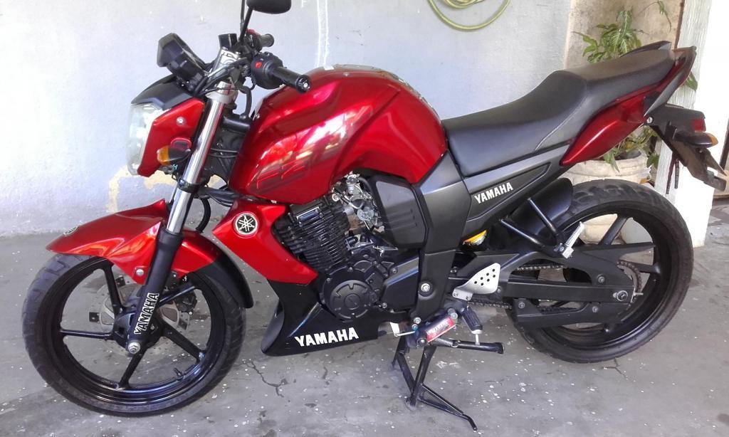 VENDO O PERMUTO POR AUTO FZ 16, 2013, TITULAR IMPECABLE PONGO ALGUNA DIFERENCIA
