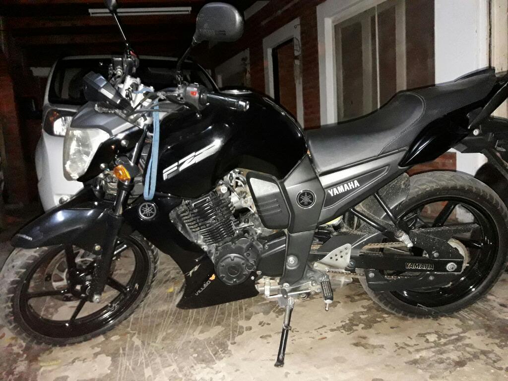 Moto Fz