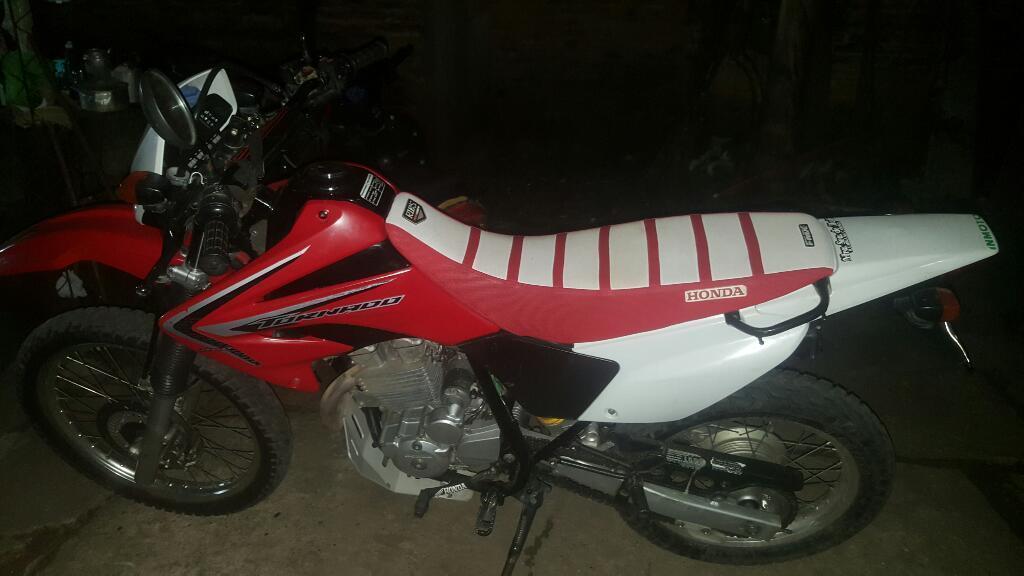 Vendo Honda Tornado Md 2013