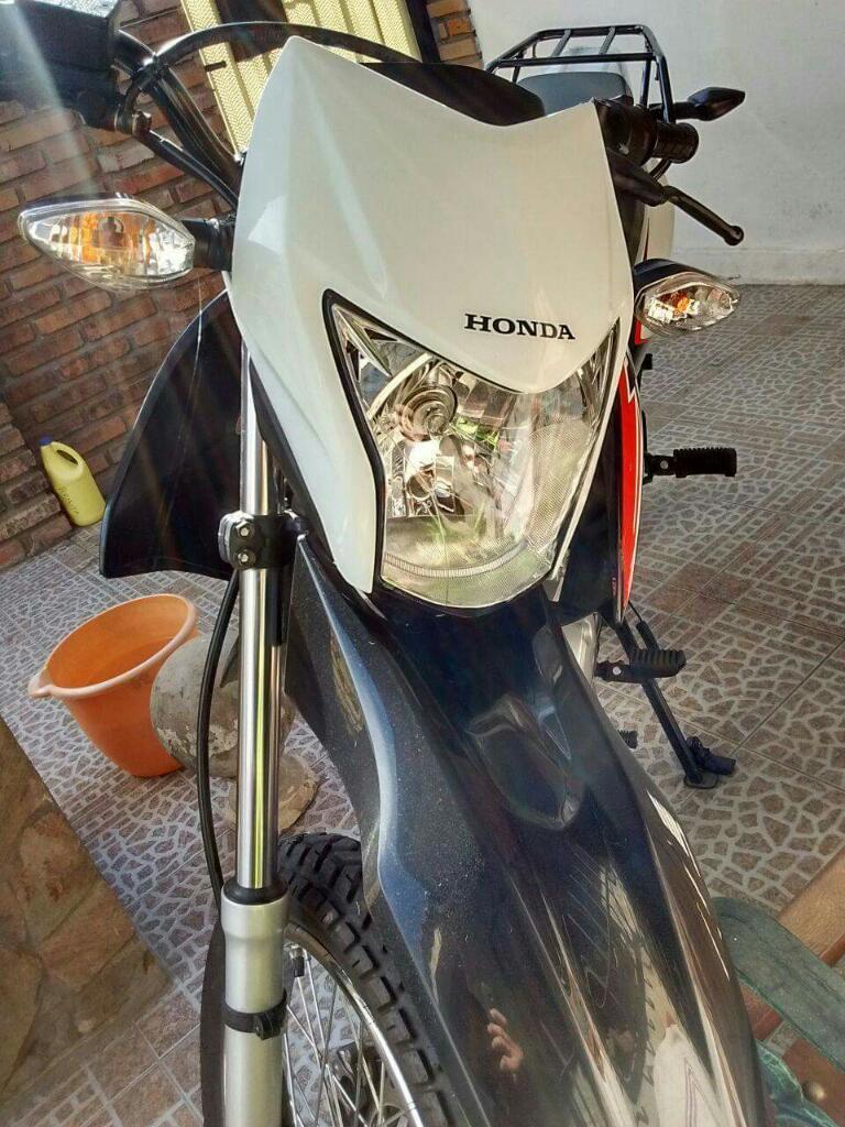 Vendo Honda Xr150 Mod 2017 Igual a 0km