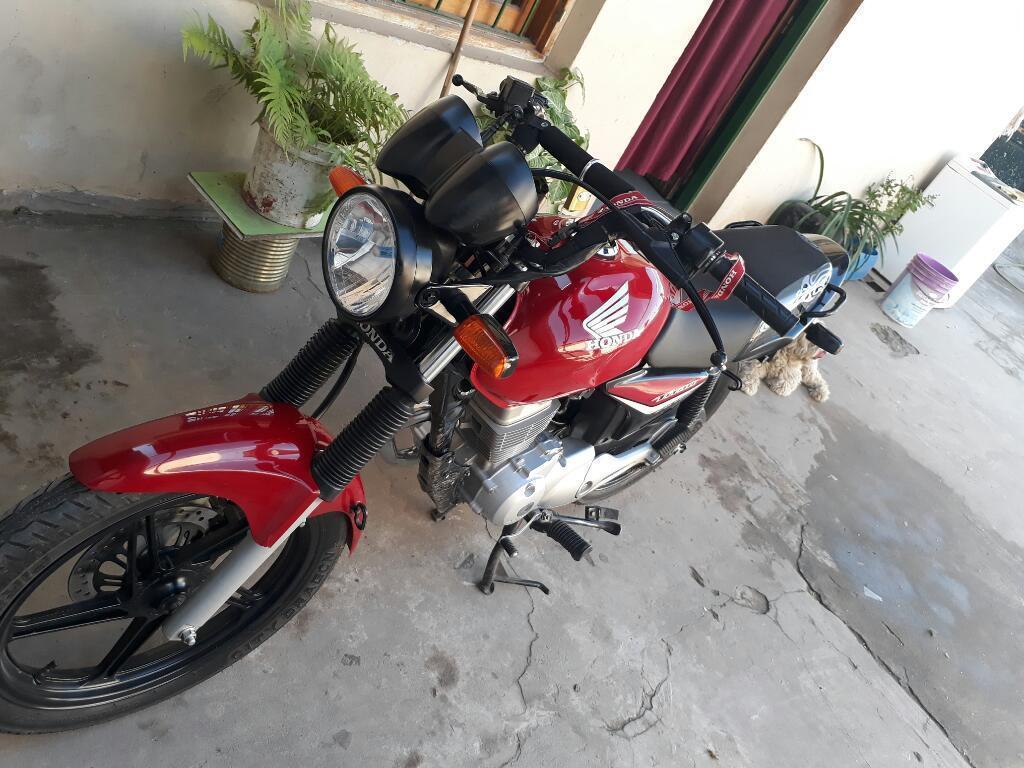 Vendo Cg Titan 2015