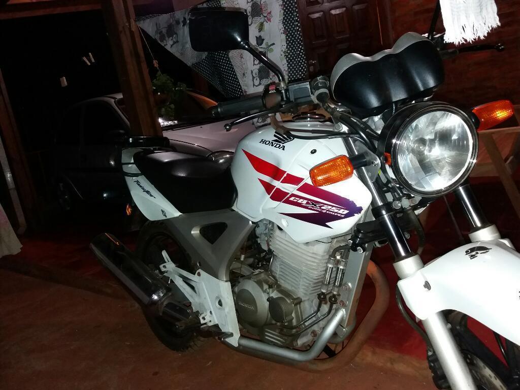 Honda Twister 250