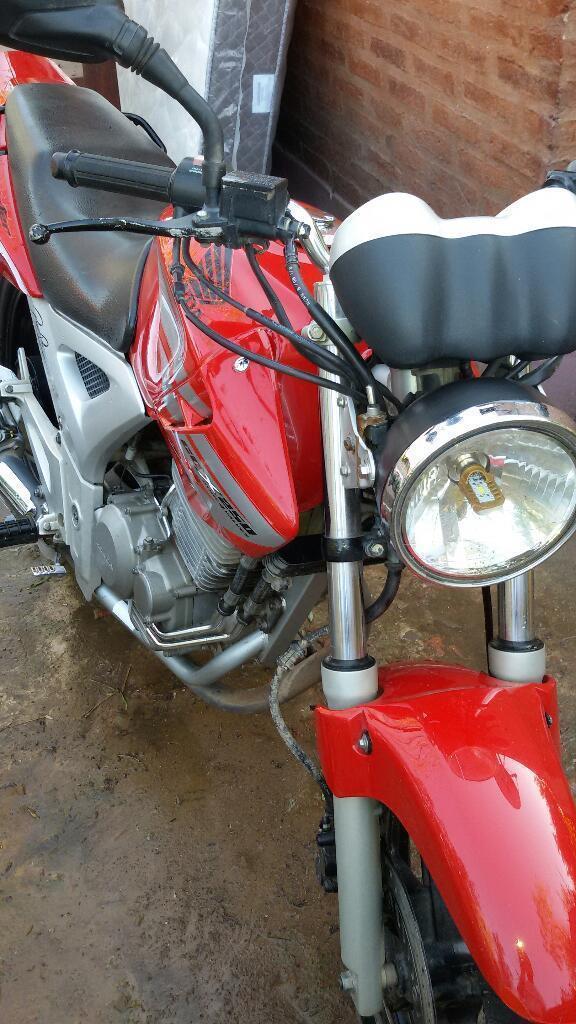 Vendo Honda Twister 250 Mod.2010