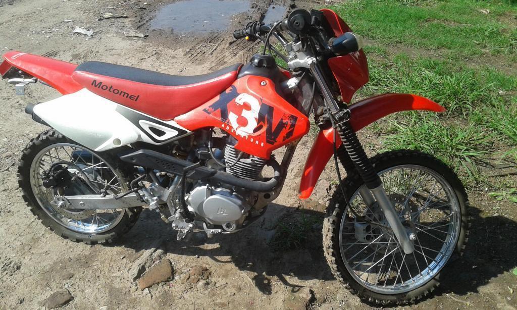 Motomel X3M 125 roja