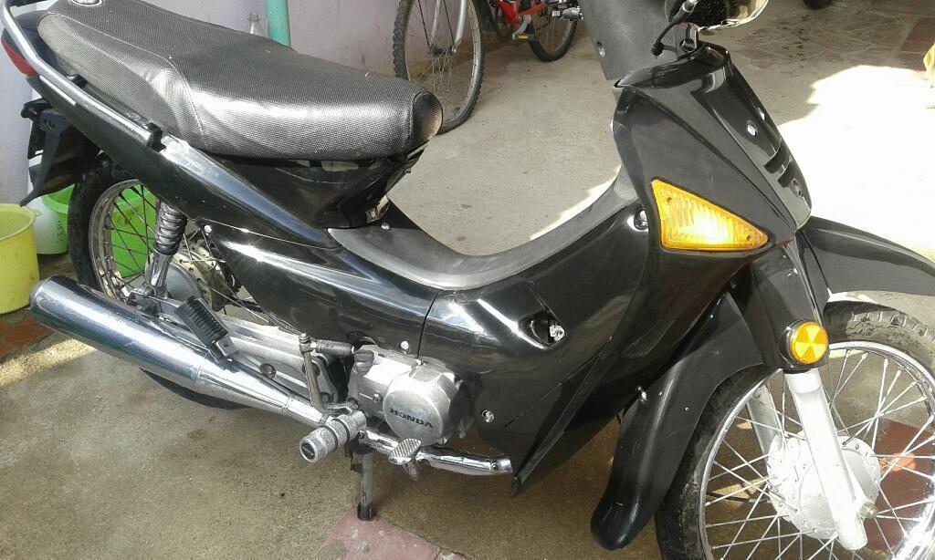 Honda Waver. Esta Casi Nueva